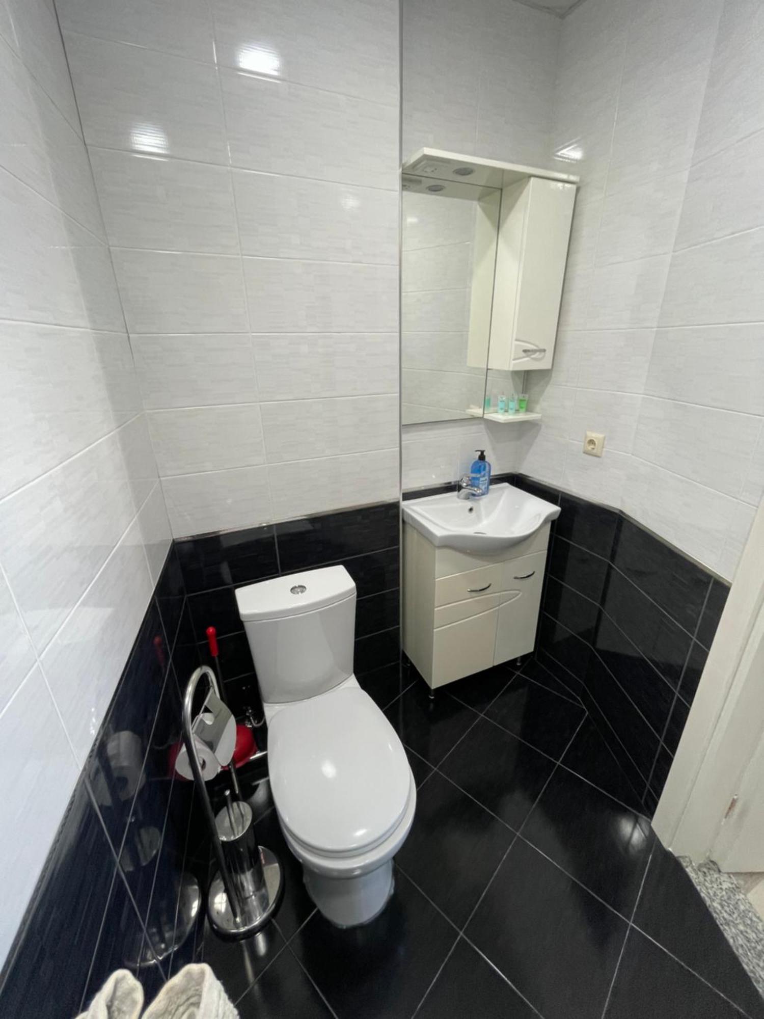 Sea View Apartment Батуми Экстерьер фото